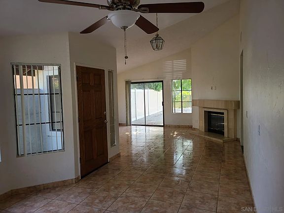 2nd image of 1082 Winding Oak Dr