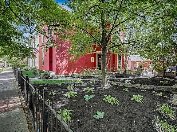 3rd image of 28 Tecumseh St