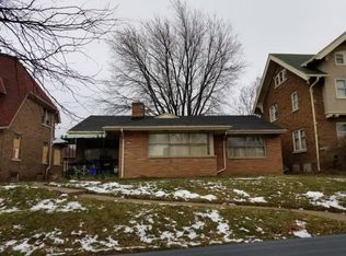 1125 W Capitol Dr, Milwaukee, WI 53206