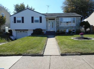 812 Densmore Rd, Philadelphia, PA 19116