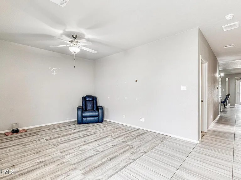 13610 Keighly St — Photo 11