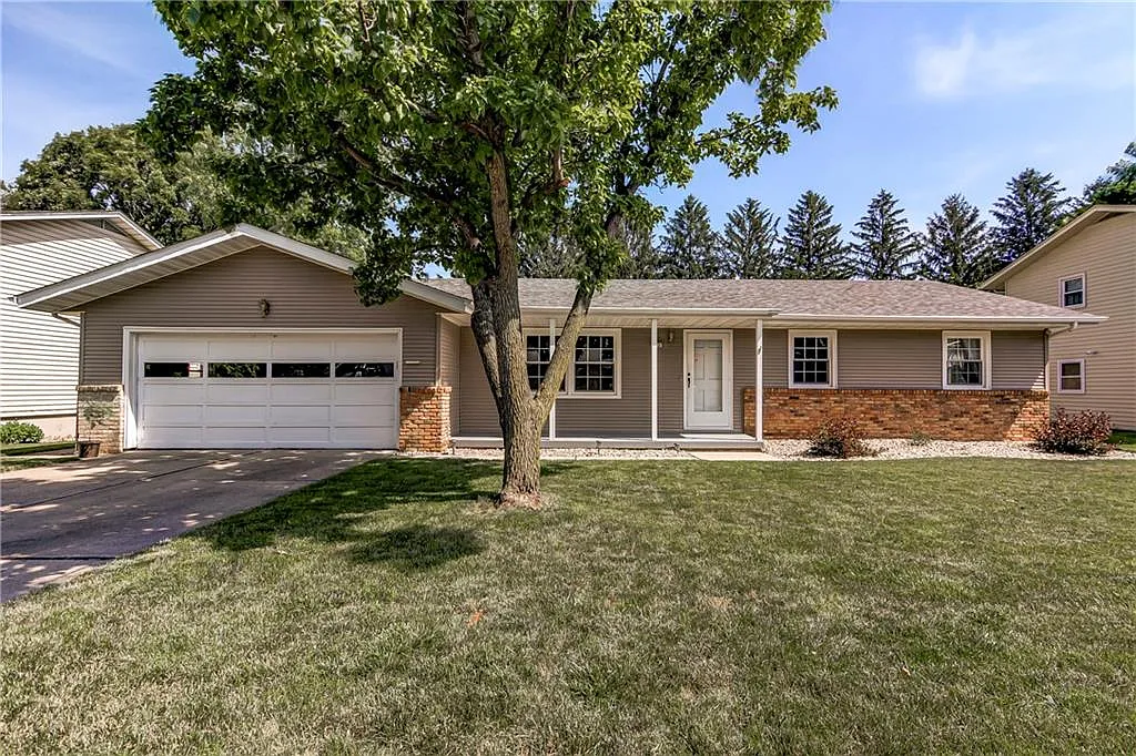 460 W Ratchford Ln photo 1