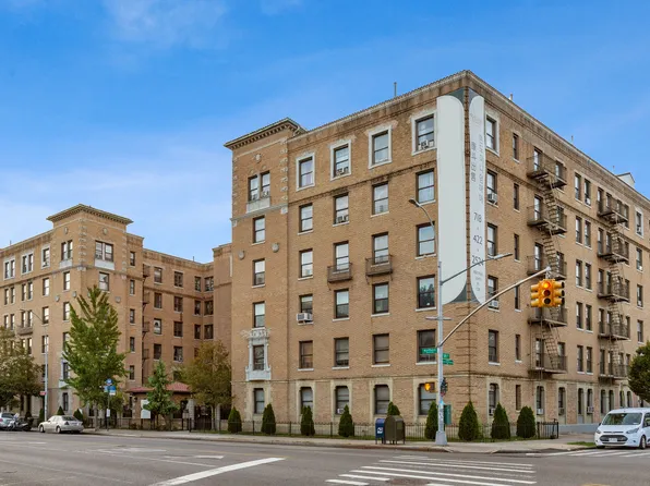 148-09 Northern Boulevard image 8 of 12