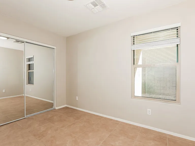 2541 S De Soto Rd — Photo 13