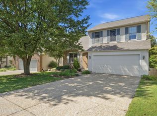 5208 Rainmaker Ct, Louisville, KY 40229
