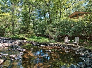 219 Tanglewood Dr, Pocono Pines, PA