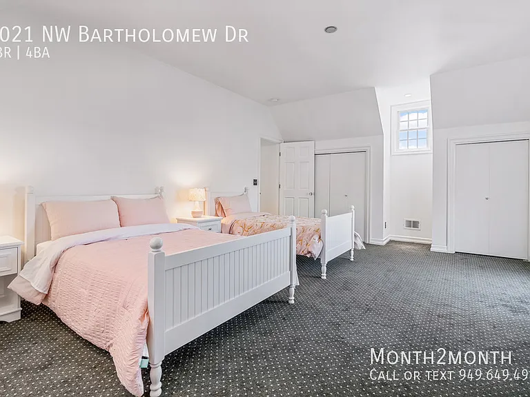 9021 NW Bartholomew Dr — Photo 10