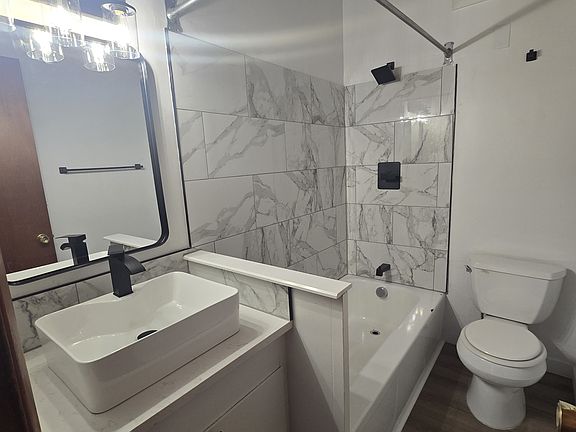 4th image of 2530 SE 170th Ave APT 1