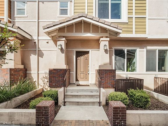 2nd image of 4612 Peck Rd Unit D