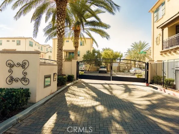 6397 Peacock Ct, Mira Loma, CA 91752