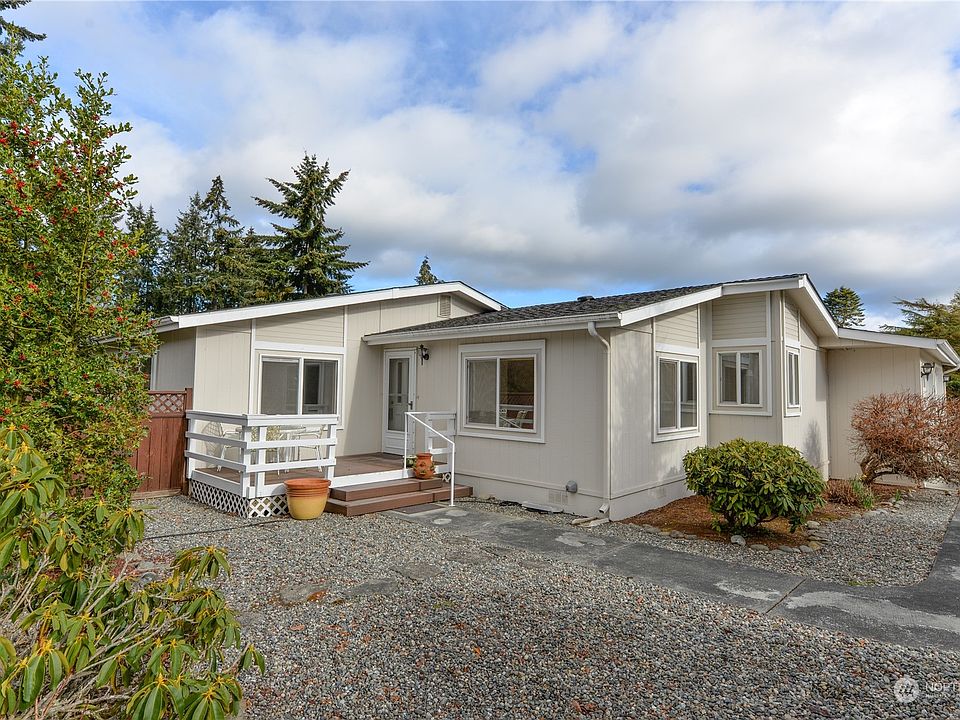 1st image of 370 Parkwood Boulevard