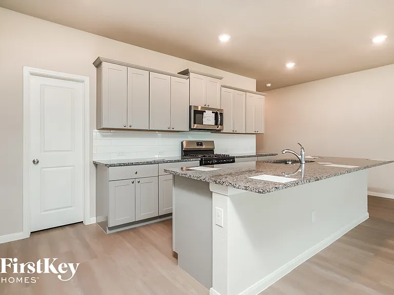 13011 Thyme Way — Photo 6
