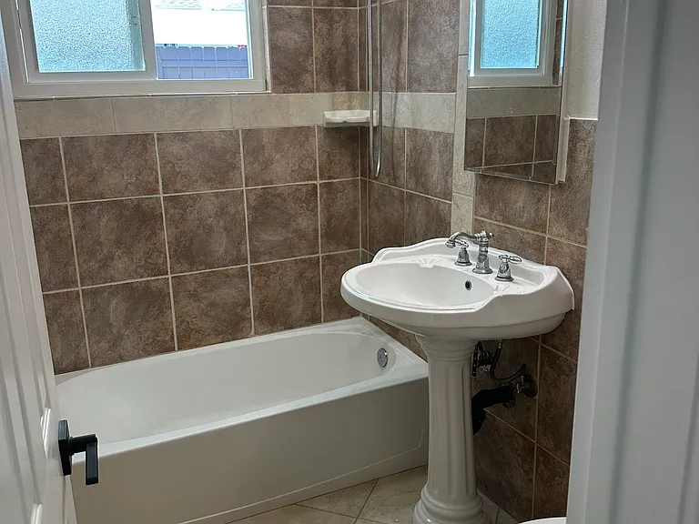 1169 Hilltop Dr — Photo 15