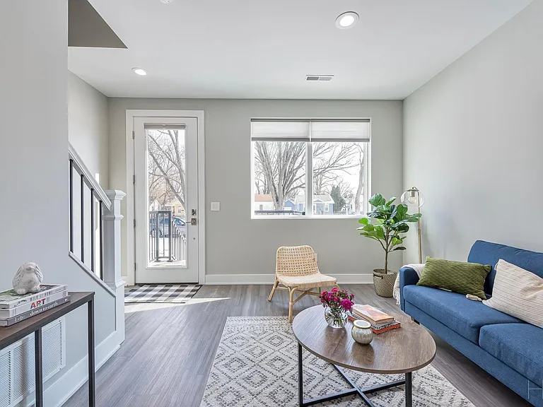 3327 McDowell Ave — Photo 8