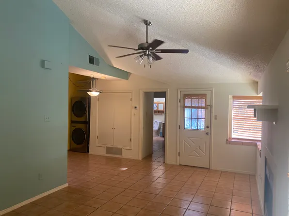 1908 Christine Ct, Las Cruces, NM 88001