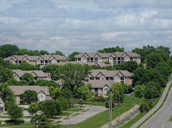 5000 Clinton Pkwy APT 101