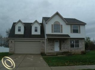 30393 Kim Ln, Romulus, MI 48174