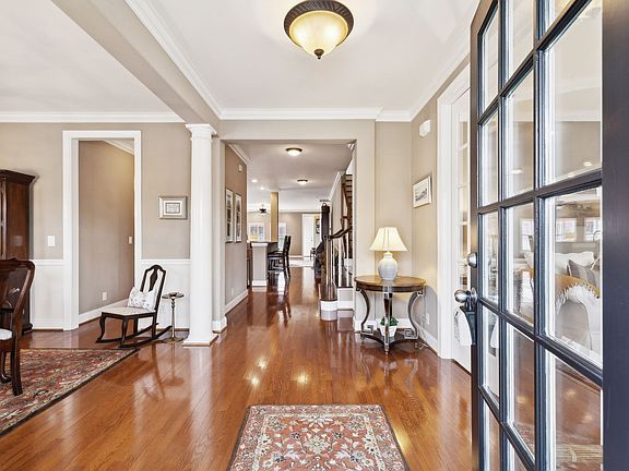 5th image of 3036 Oxford Glen Dr