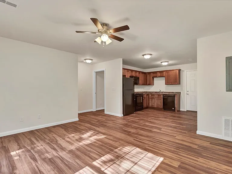 1112 Bertling St #7 — Photo 5