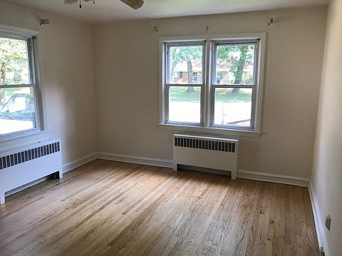 4th image of 114 W Park Blvd
