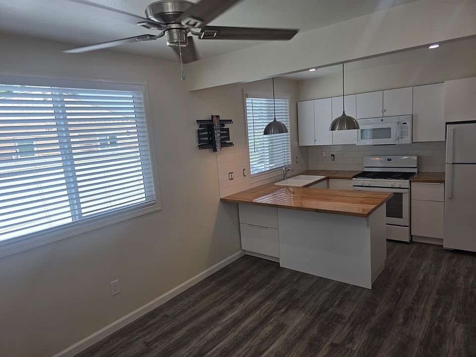 1st image of 100 E Plymouth St #100