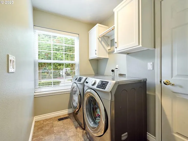 11155 SW Apalachee St — Photo 31