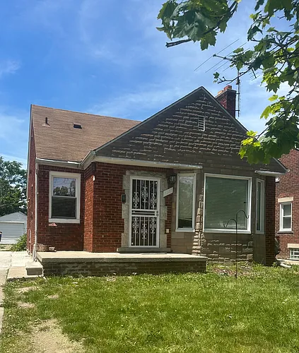 7467 Winthrop St Photo 1