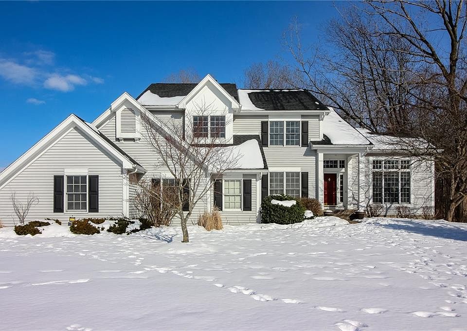 1st image of 1 Saybrooke Dr