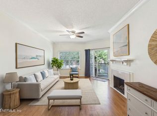 10000 Gate Pkwy N APT 222, Jacksonville, FL 32246