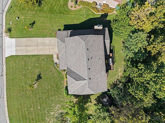 5th image of 3834 Foxtail Ln