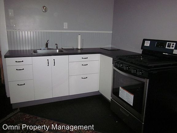 3rd image of 52 N Bryant Ave #2