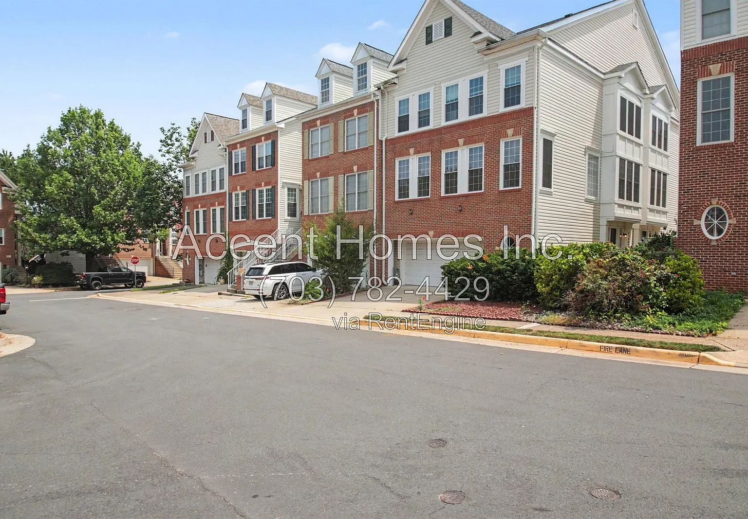 3 bed, 2.5 bath, 2020 sqft, $3,300 — Photo 3