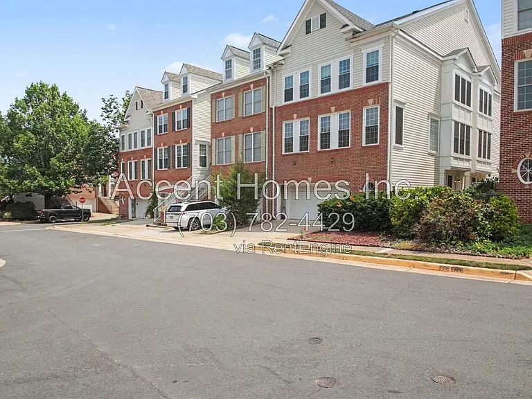 20864 Pitt Ter — Photo 3