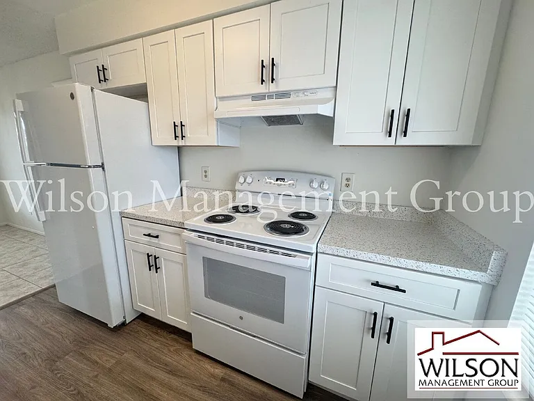 1013 Arizona Ct — Photo 8