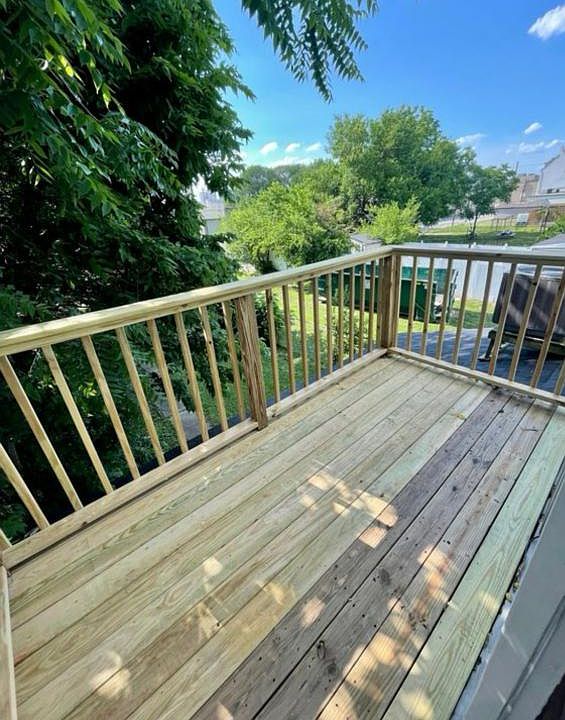 1st image of 928 S Jackson St #2