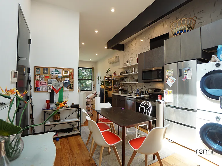1165 Greene Ave #3 — Photo 17