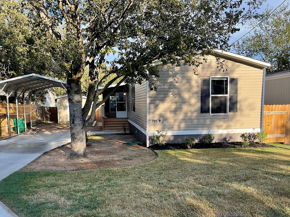 1st image of 705B Fir Ln
