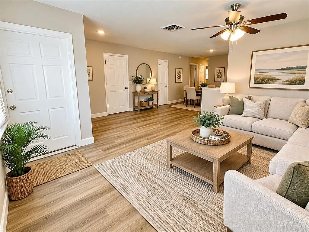 3 bed, 1.5 bath, 1366 sqft, $2,550 — Photo 4