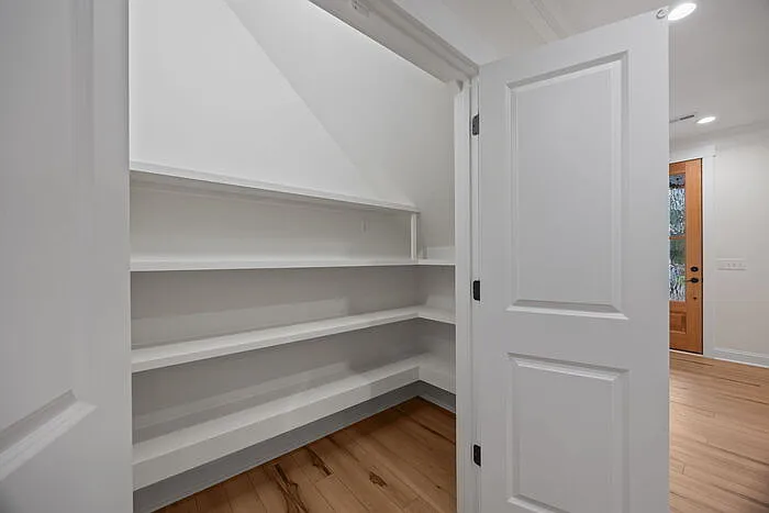 1010 Gibson Rd — Photo 18