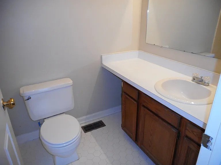 515 Spring Garden St #A — Photo 13
