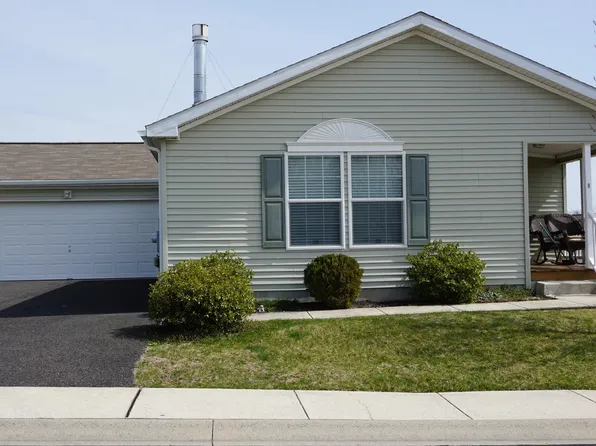 9 Middlemarch Rd, Douglassville, PA 19518