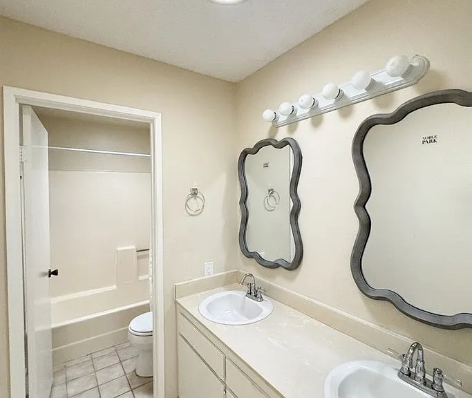 126 Jericho Circle Gln — Photo 16