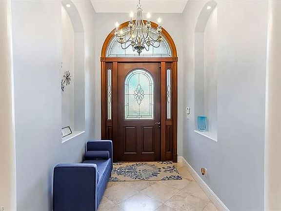 3rd image of 5832 Bromelia Ct