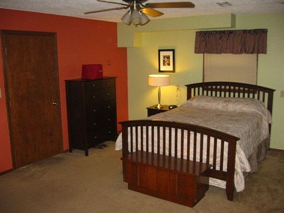 2nd image of 3001 Winchester Dr