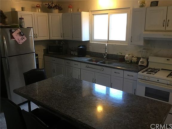 5th image of 1743 S Pleasant Ave