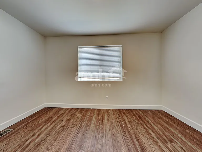 9221 Shootingstar St SE — Photo 15