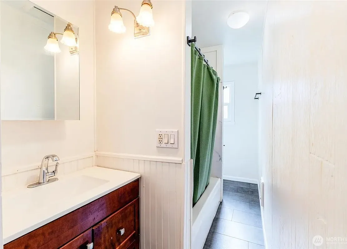 1 bed, 650 sqft, $1,600 — Photo 4