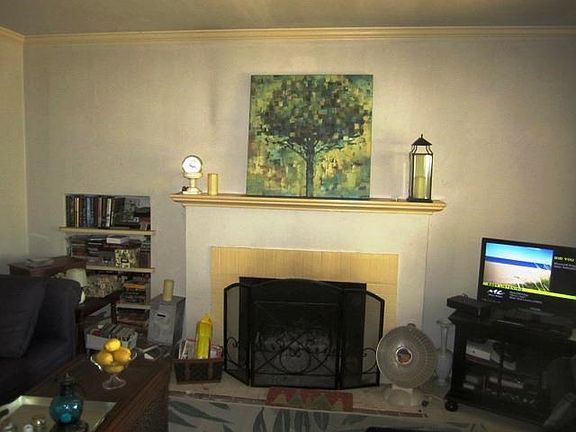 4th image of 110 Loma Vista Dr