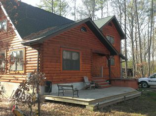 82 Piccola Dr, Hague, VA 22469
