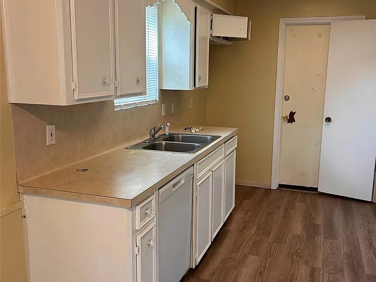 12755 Brookglade Cir — Photo 3